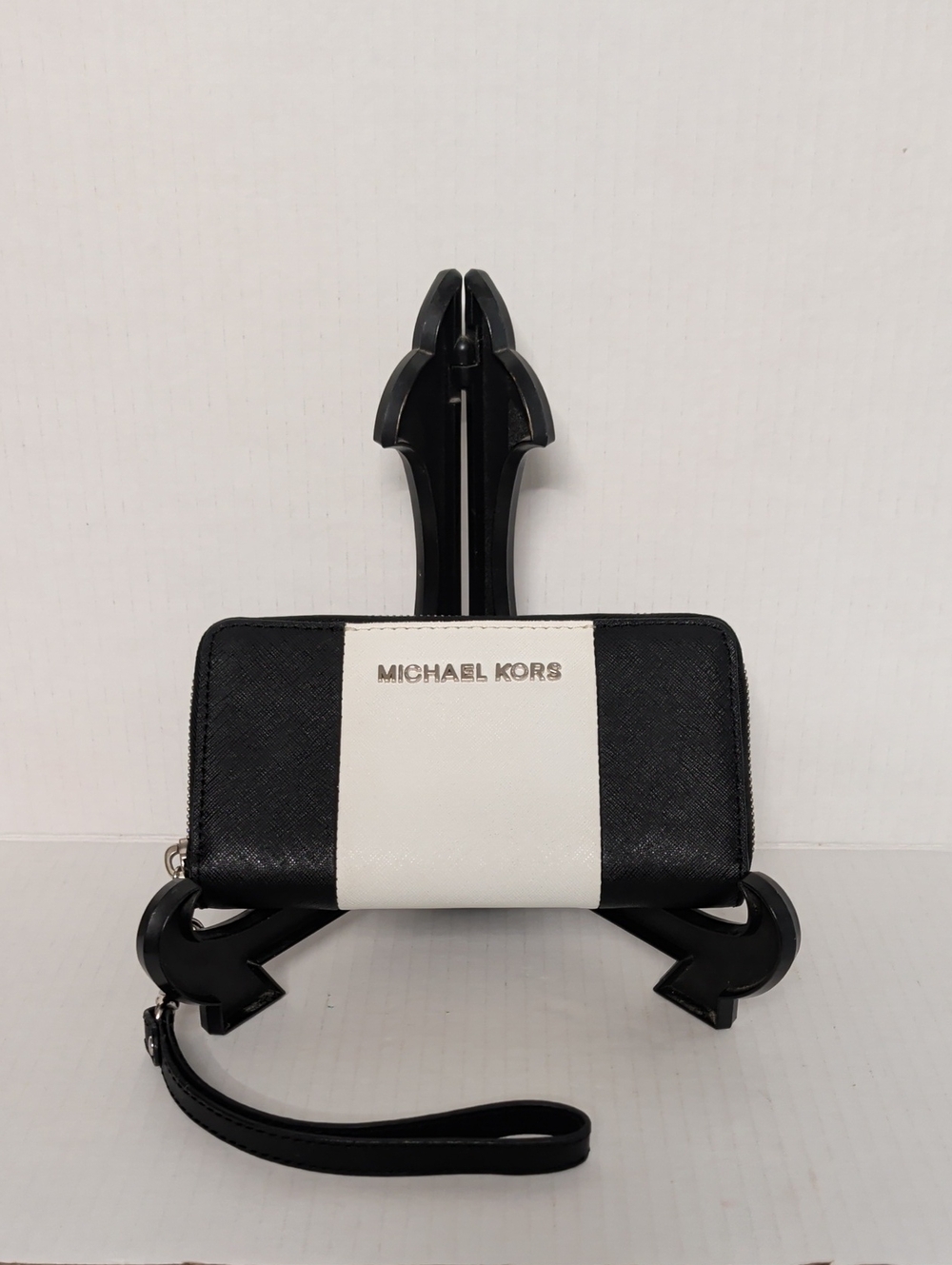 Michael Kors Black and White Two-Tone Zip Wristlet Wallet